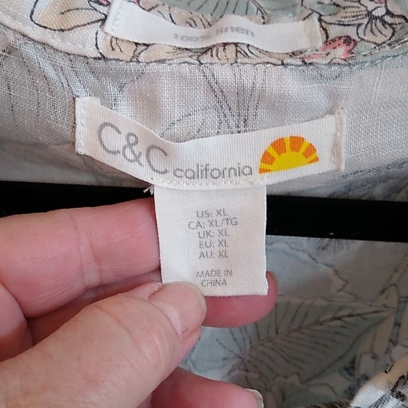 C&C linen Hawaiian print crop top - Picture 2 of 6